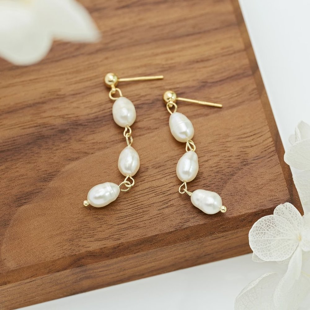 Freshwater Pearl Drop Earrings/NWOT
